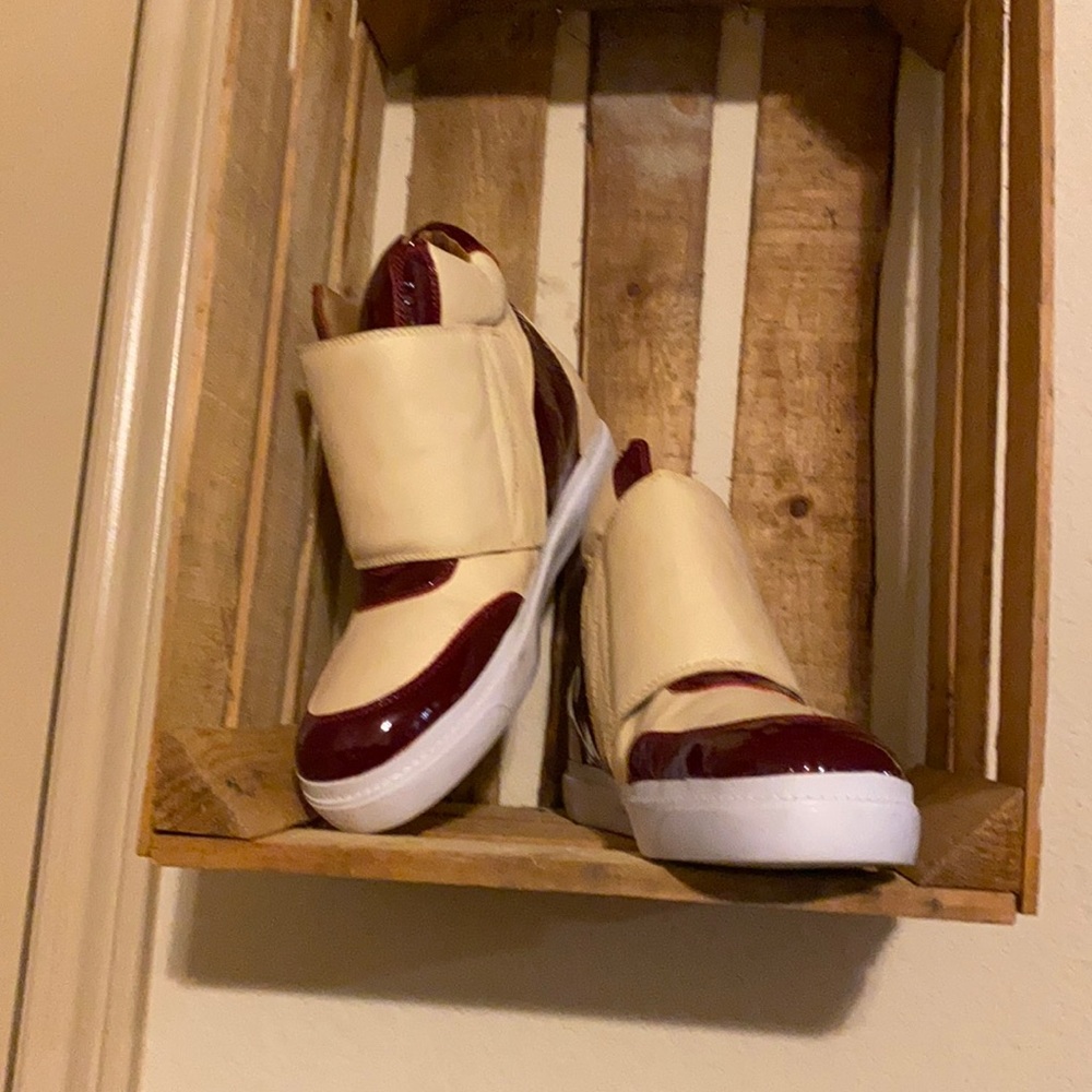 Jeffrey Campbell size 9 prism shoes